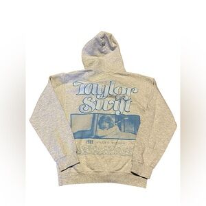 1989 Taylor’s Version Taylor Swift Merch Hoodie Small